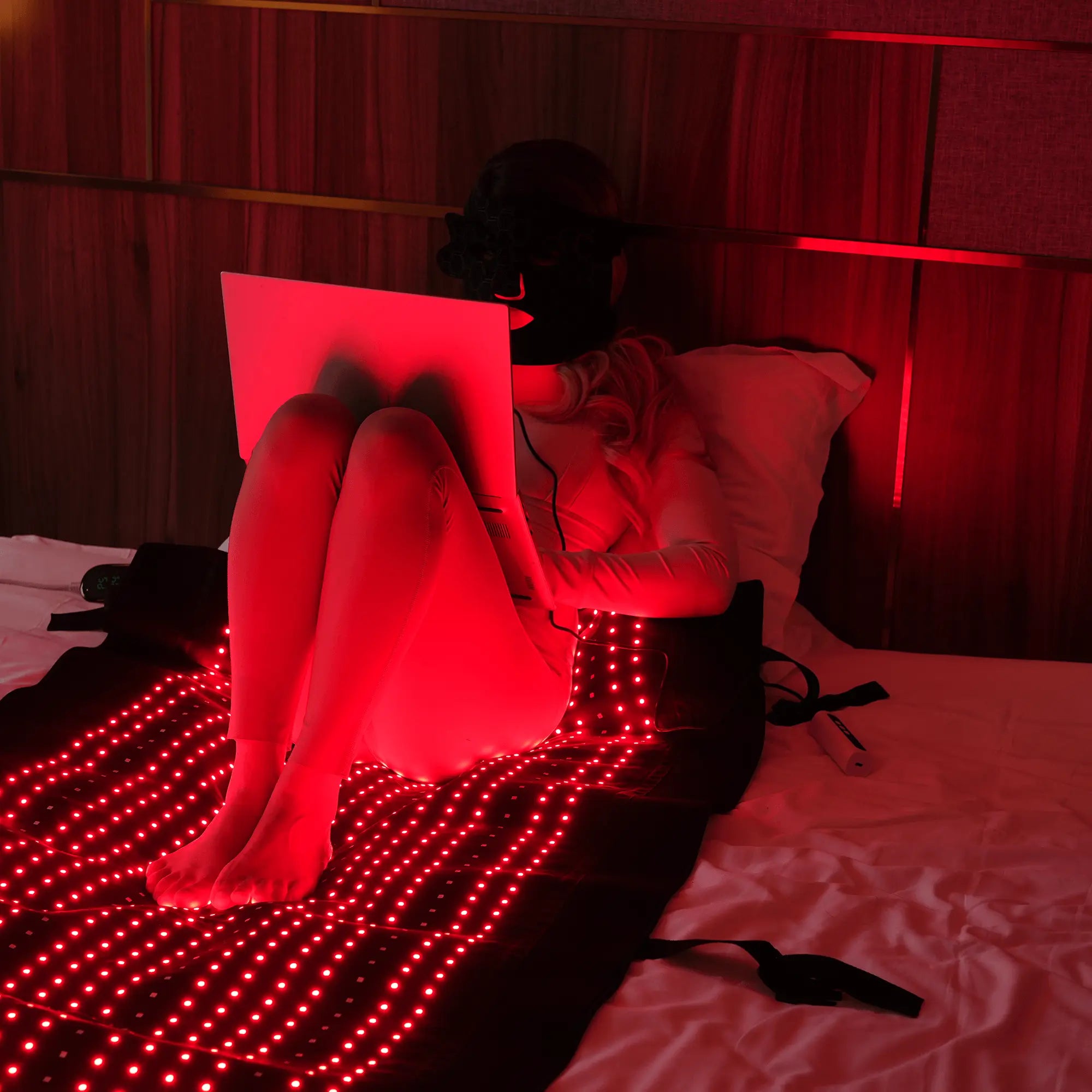 Ice Dragon Red Infrared Light Wellness Mat with Goggles